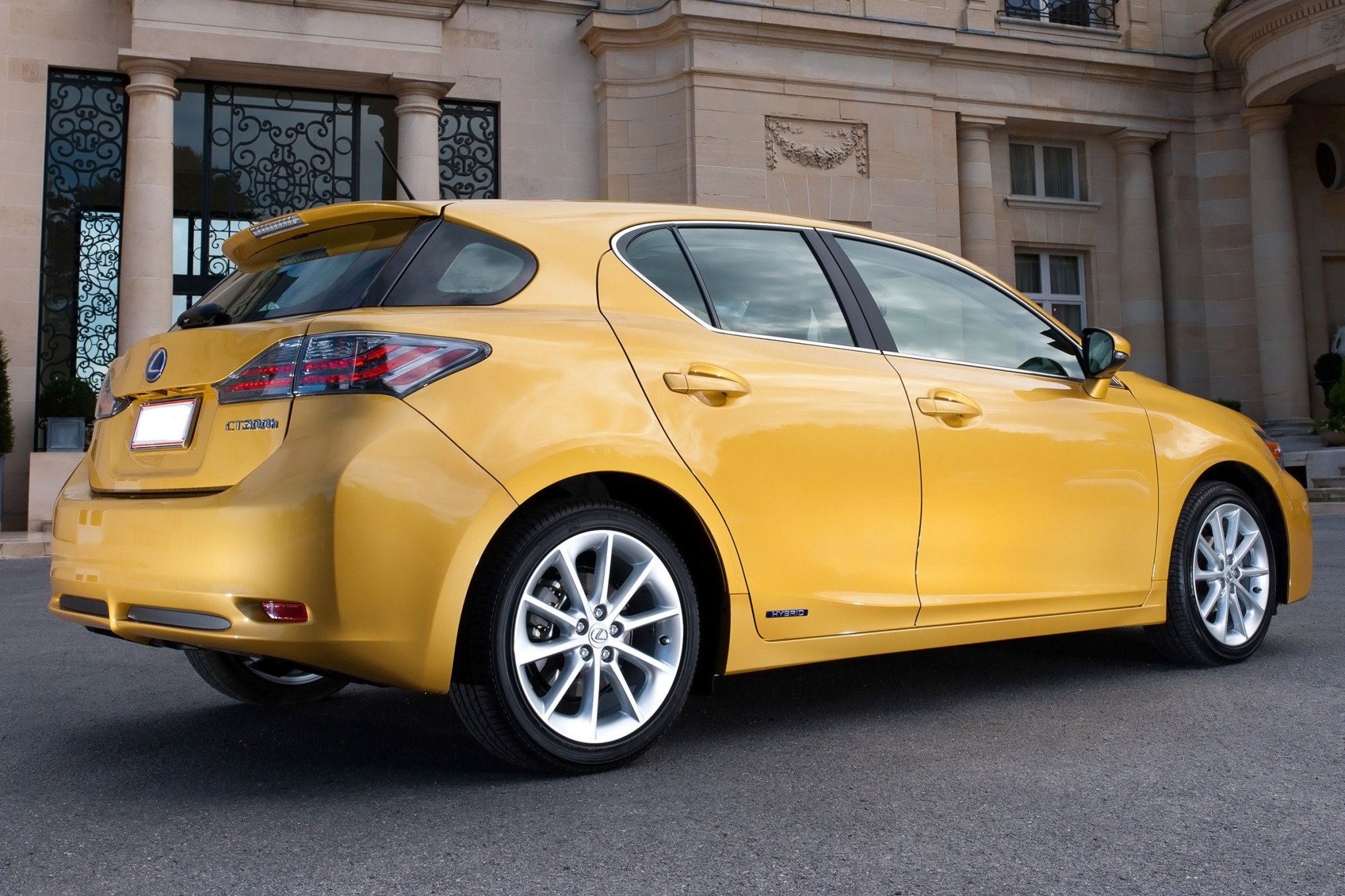 2013 Lexus CT 200h VINs, Configurations, MSRP & Specs